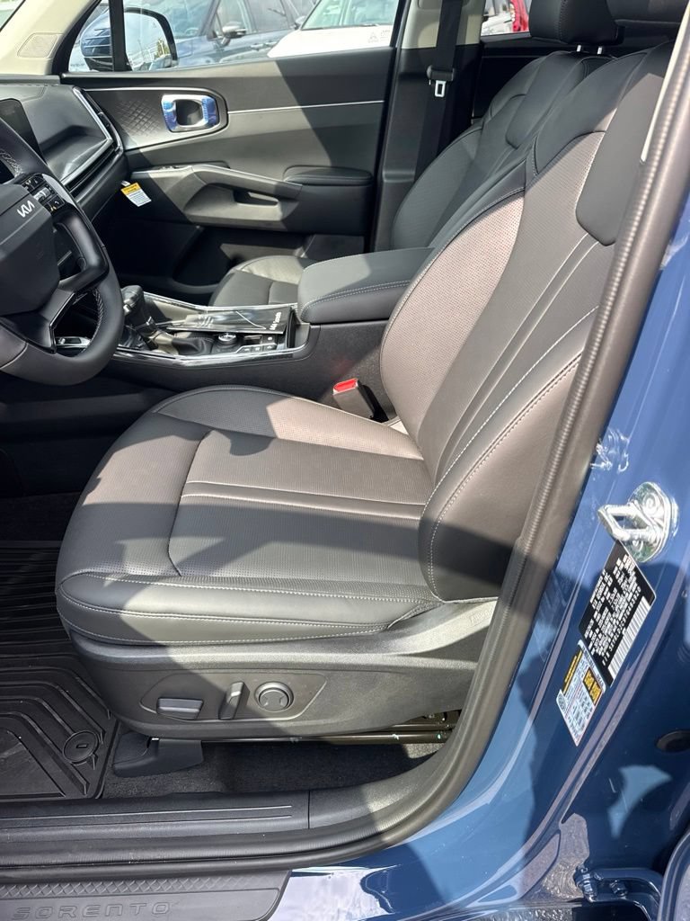 New 2026 Kia Sorento S AWD/4WD image 9