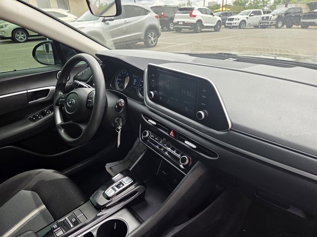 Used 2022 Hyundai Sonata SE image 6