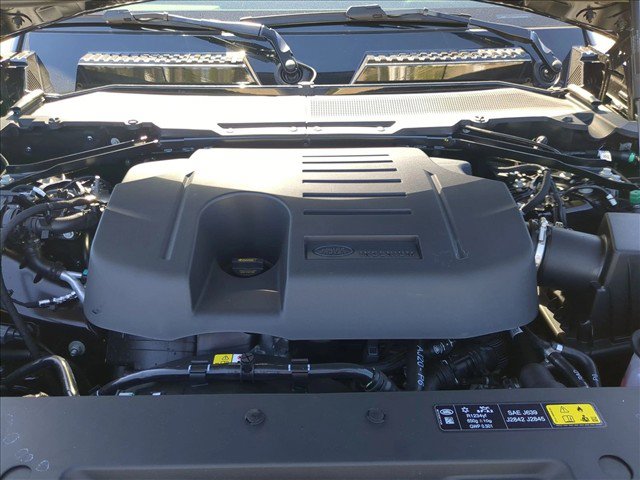 New 2026 Land Rover Defender 110 X-Dynamic SE AWD/4WD image 17