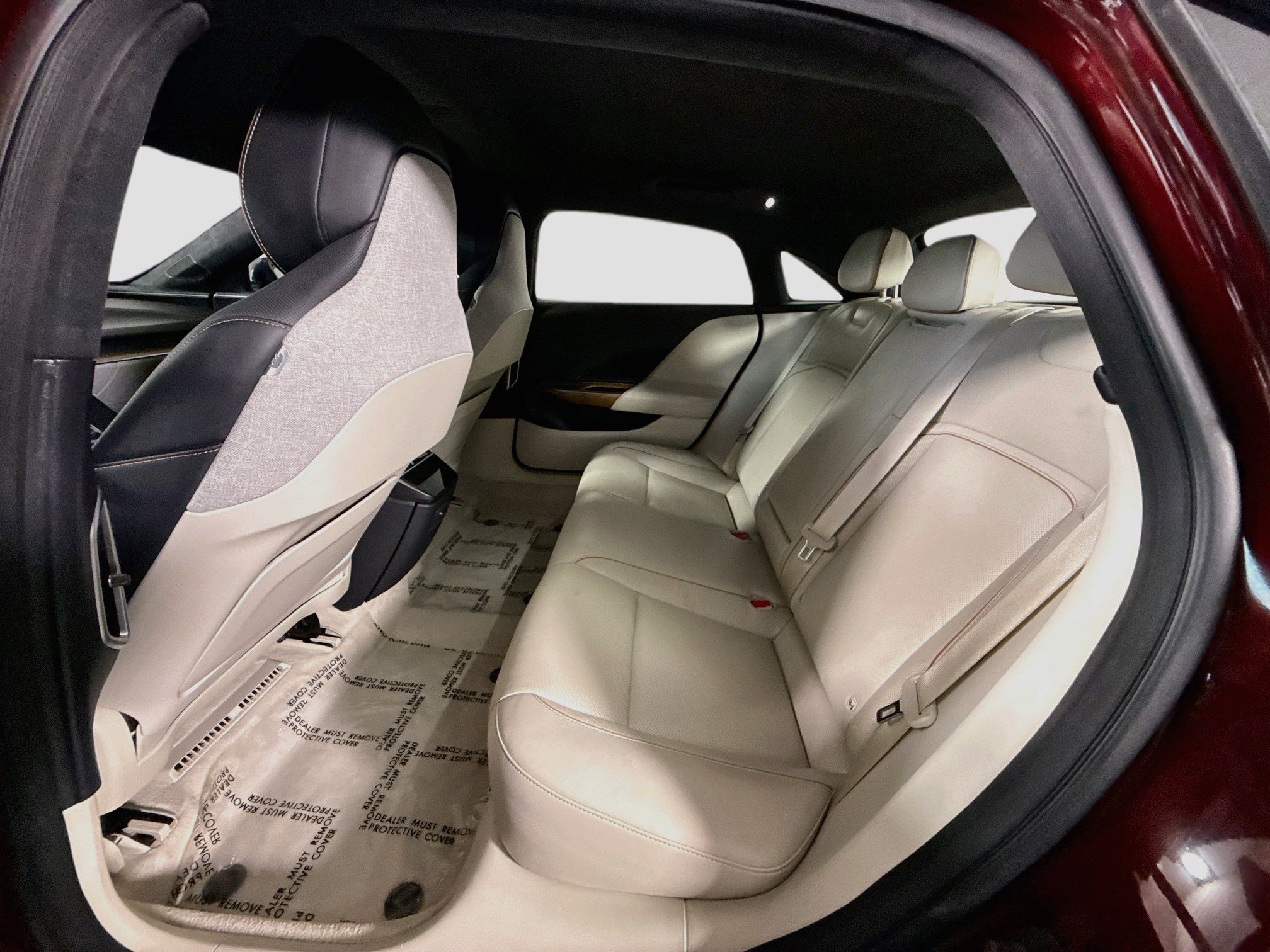 Used 2024 Lucid Air Touring AWD/4WD image 24