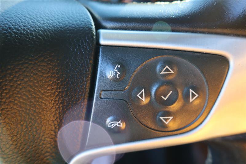 Used 2014 GMC Sierra 1500 SLT w/ SLT Crew Cab Value Package image 19