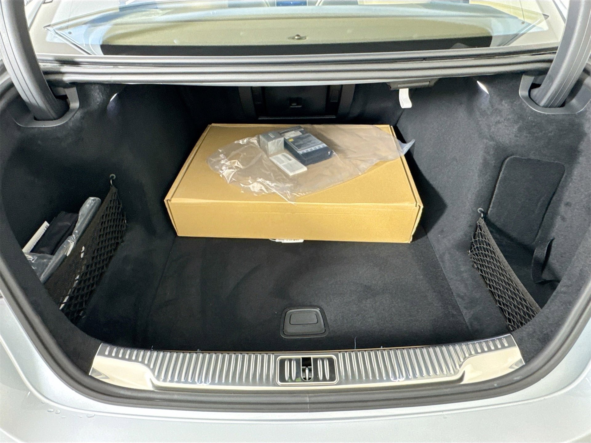 New 2026 Mercedes-Benz S 580 4MATIC Sedan image 29