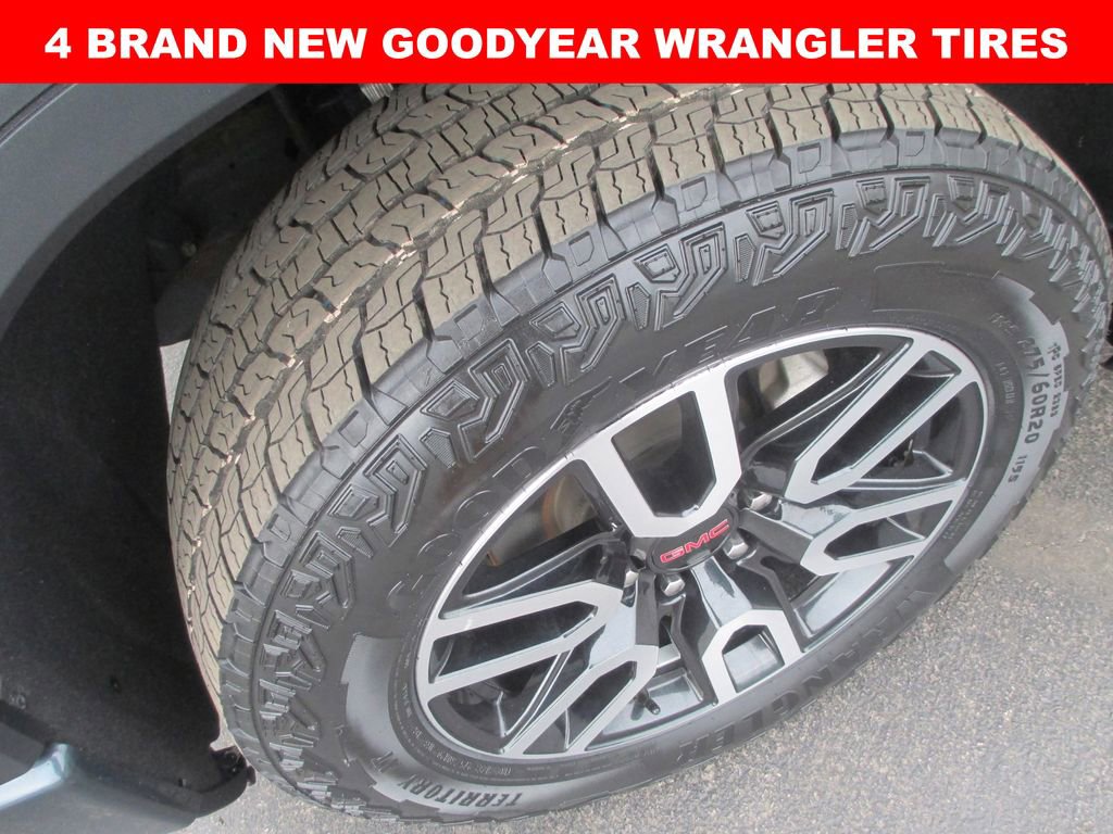 Used 2020 GMC Sierra 1500 AT4 w/ AT4 Premium Package AWD/4WD image 3