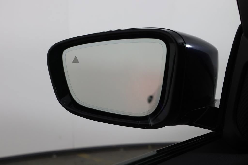 Used 2019 BMW 540i xDrive w/ M Sport Package image 43