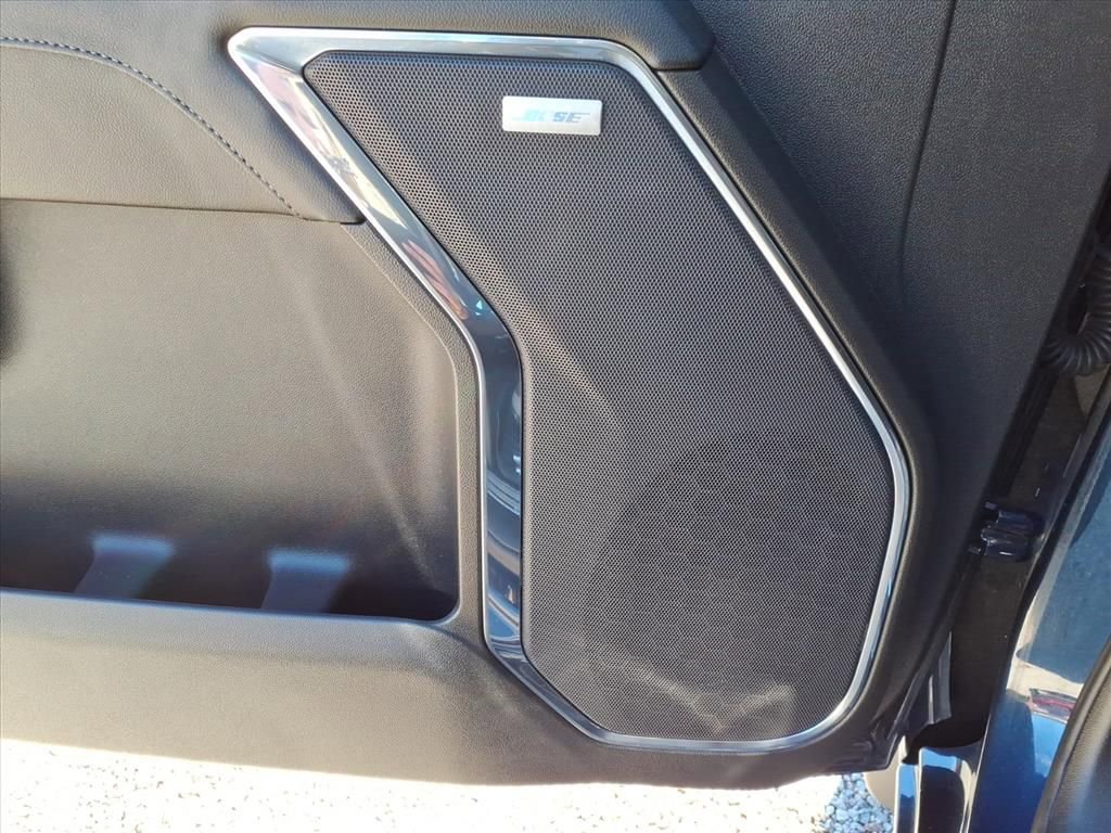 Used 2023 Chevrolet Silverado 1500 LT Trail Boss w/ Convenience Package II image 28