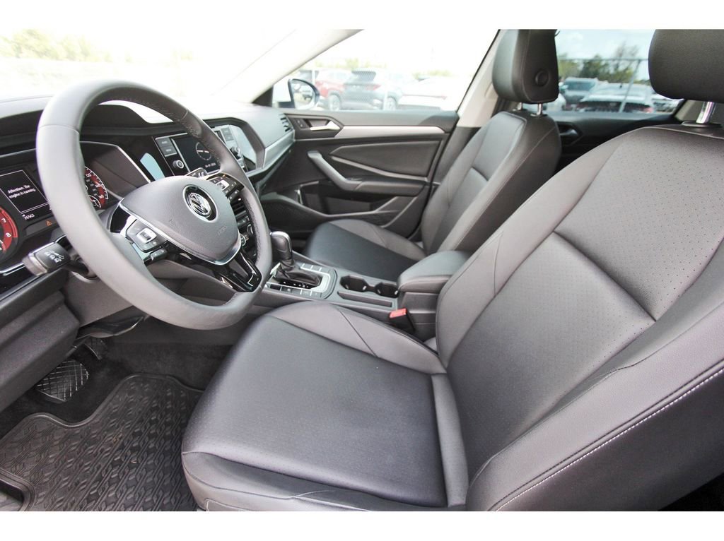 Used 2020 Volkswagen Jetta SE image 15