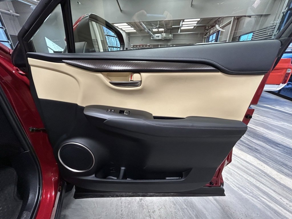 Used 2018 Lexus NX 300h AWD image 37