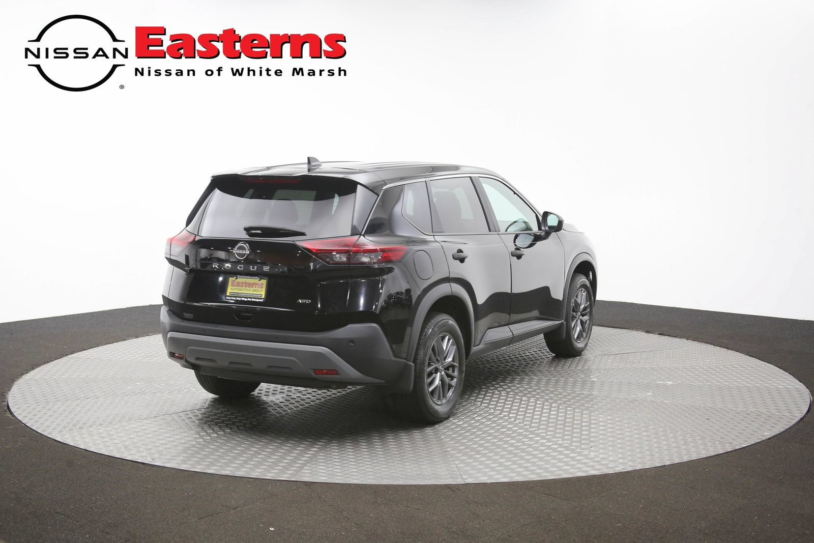 Used 2023 Nissan Rogue S AWD/4WD image 38