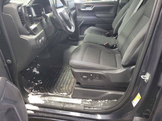 Used 2022 Chevrolet Silverado 1500 LT image 13