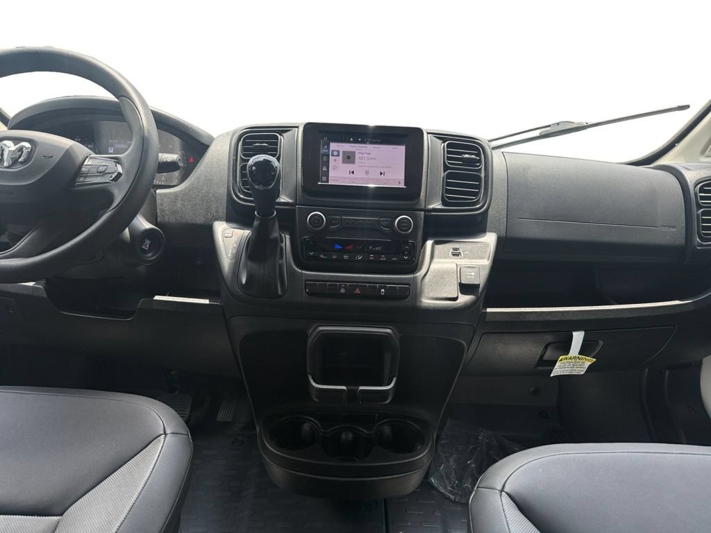 Used 2025 RAM ProMaster 2500 w/ Convenience Group FWD image 11