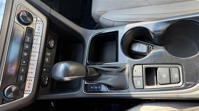 Used 2018 Hyundai Sonata Limited w/ Limited Ultimate Package 03 FWD image 23