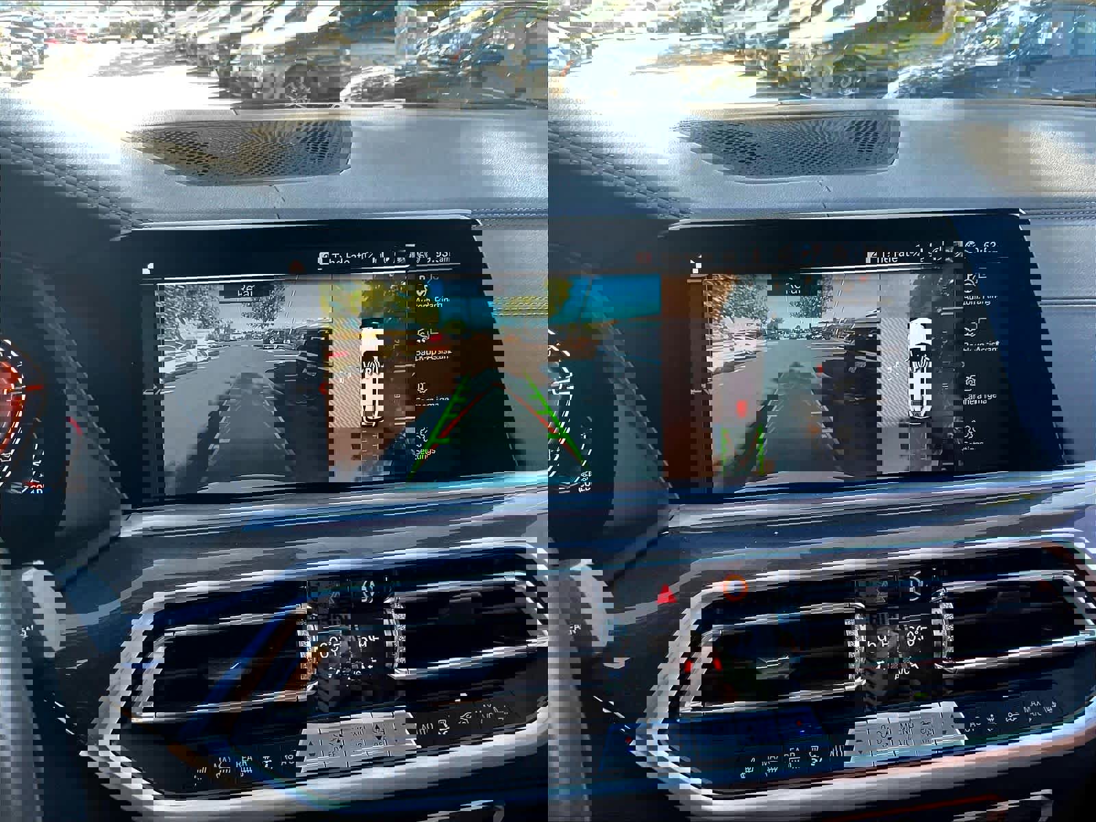 Used 2022 BMW X5 xDrive40i w/ M Sport Package image 22