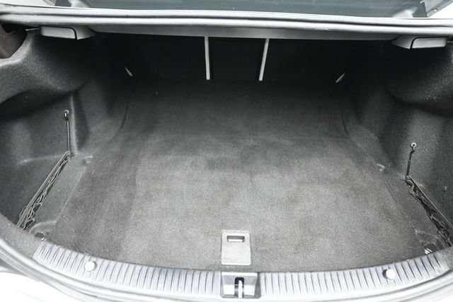 Used 2016 Mercedes-Benz C 300 4MATIC Sedan image 23