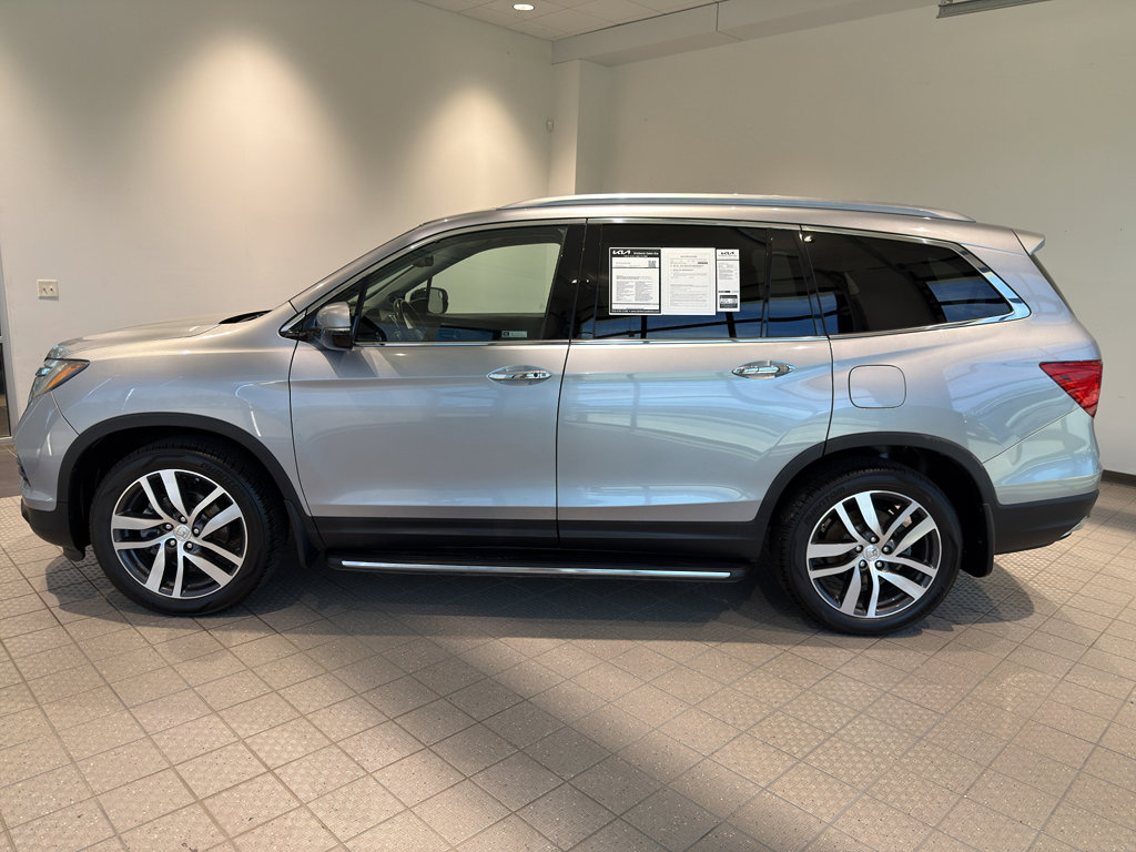 Used 2018 Honda Pilot Elite image 2