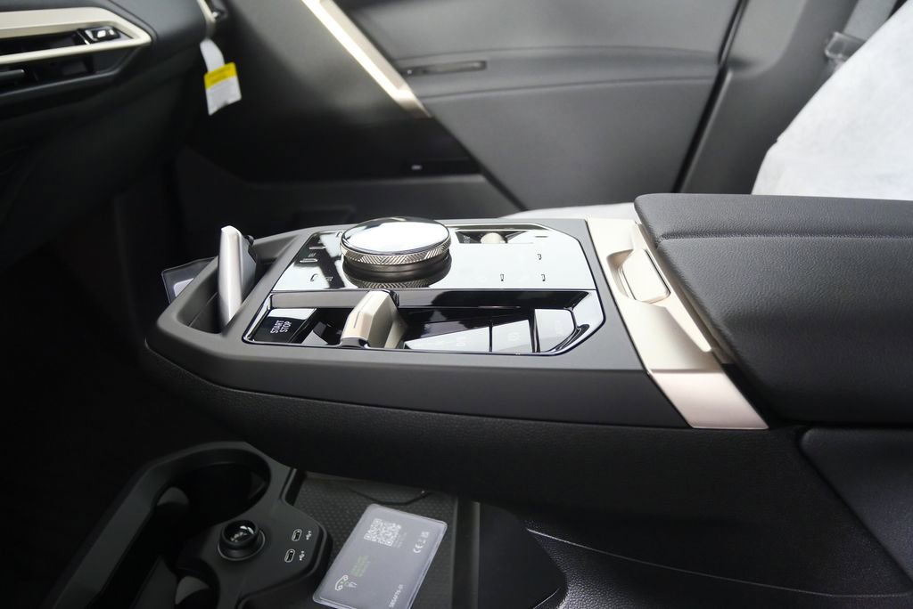 New 2026 BMW iX xDrive45 image 20