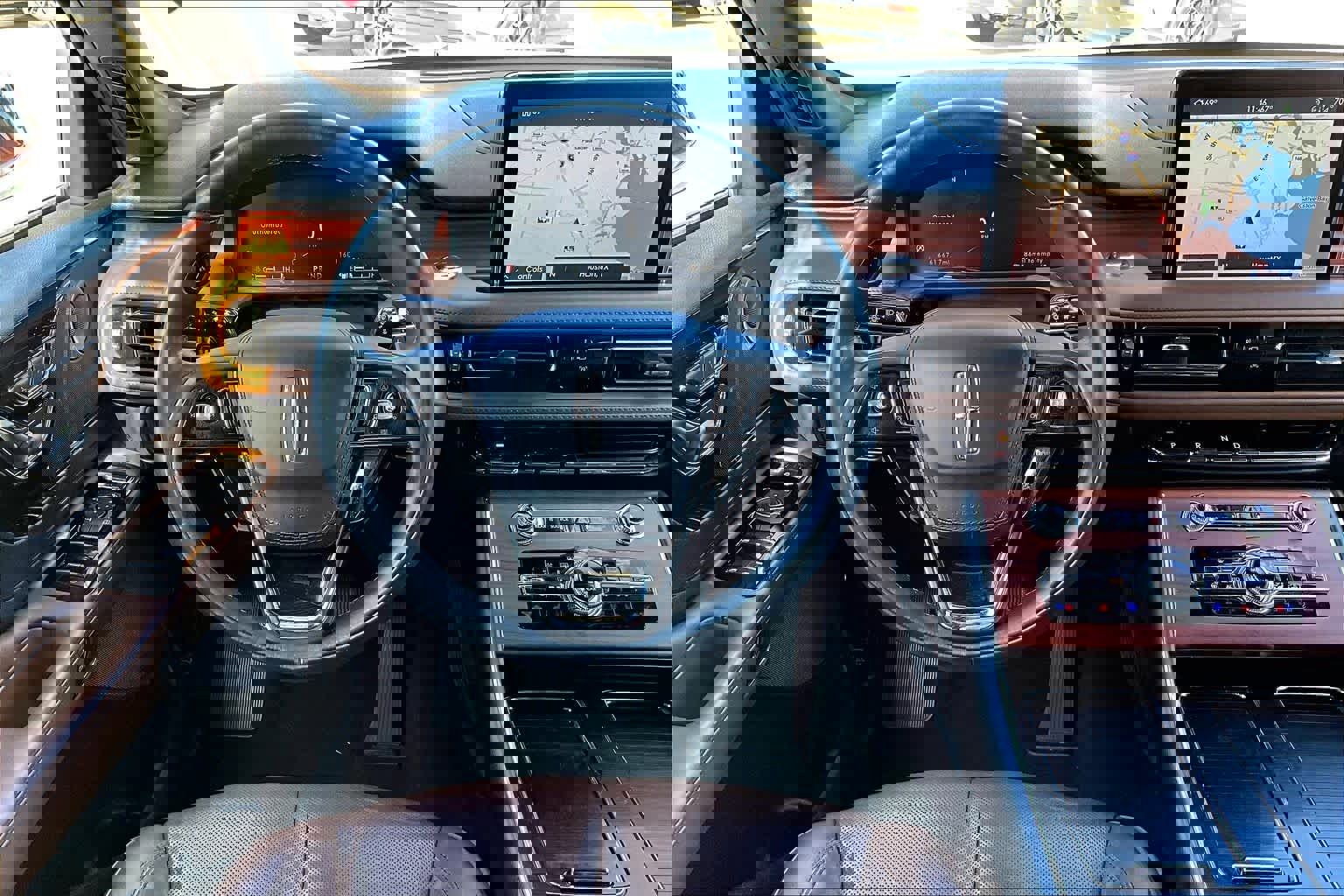 Used 2022 Lincoln Aviator Reserve w/ Elements Package Plus image 6