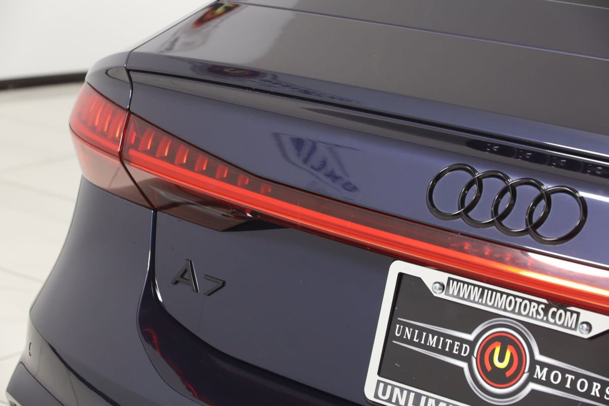Used 2021 Audi A7 e Premium Plus w/ Black Optic Package image 49