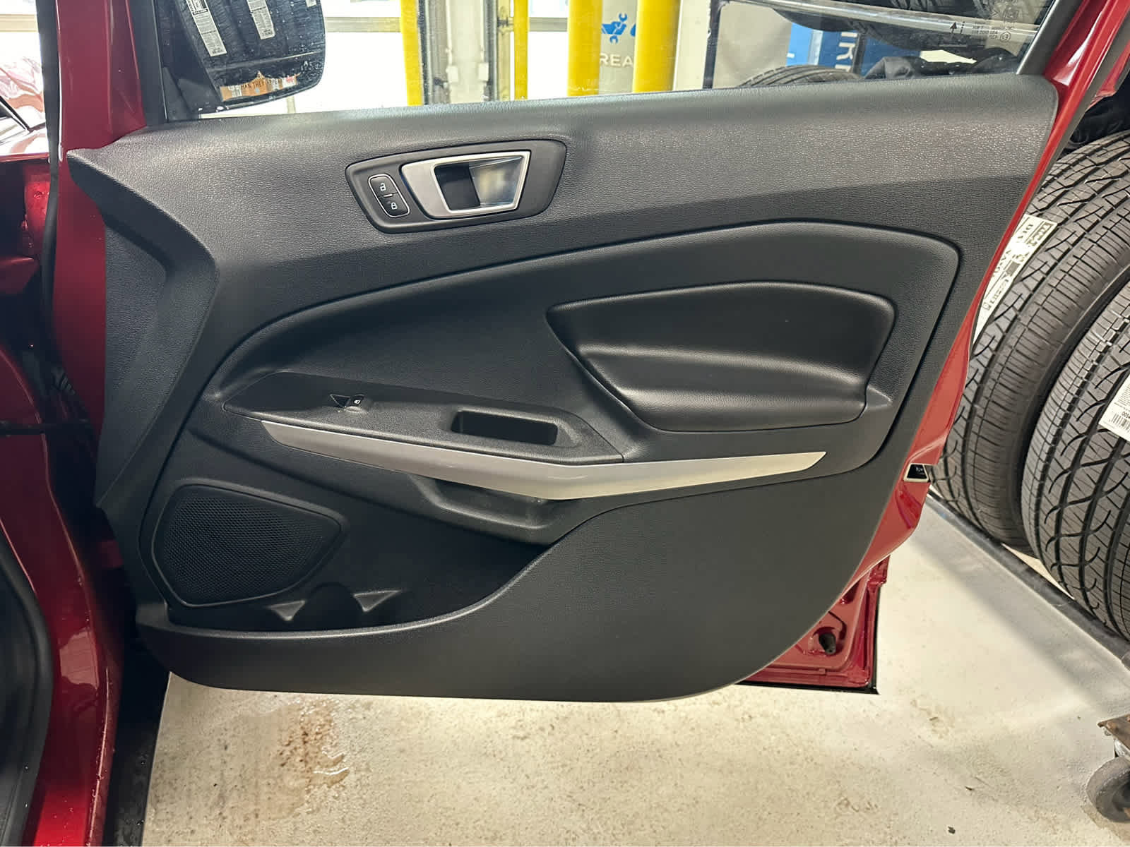 Used 2022 Ford EcoSport Titanium AWD/4WD image 33