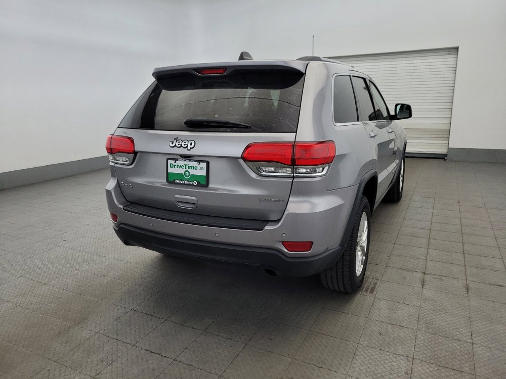 Used 2017 Jeep Grand Cherokee Laredo w/ Quick Order Package 23E AWD/4WD image 7