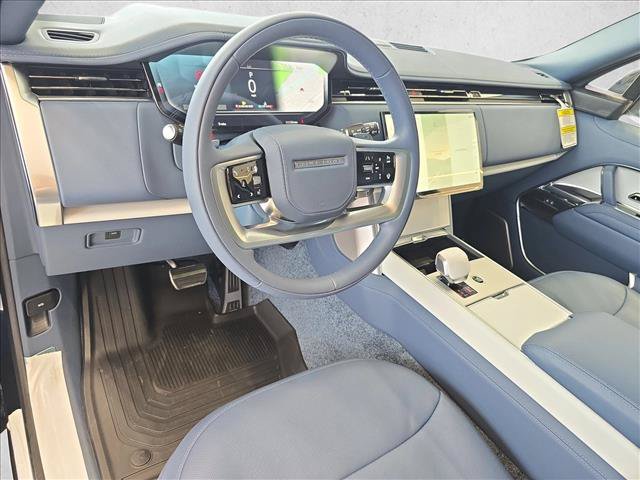 New 2026 Land Rover Range Rover SV AWD/4WD image 16