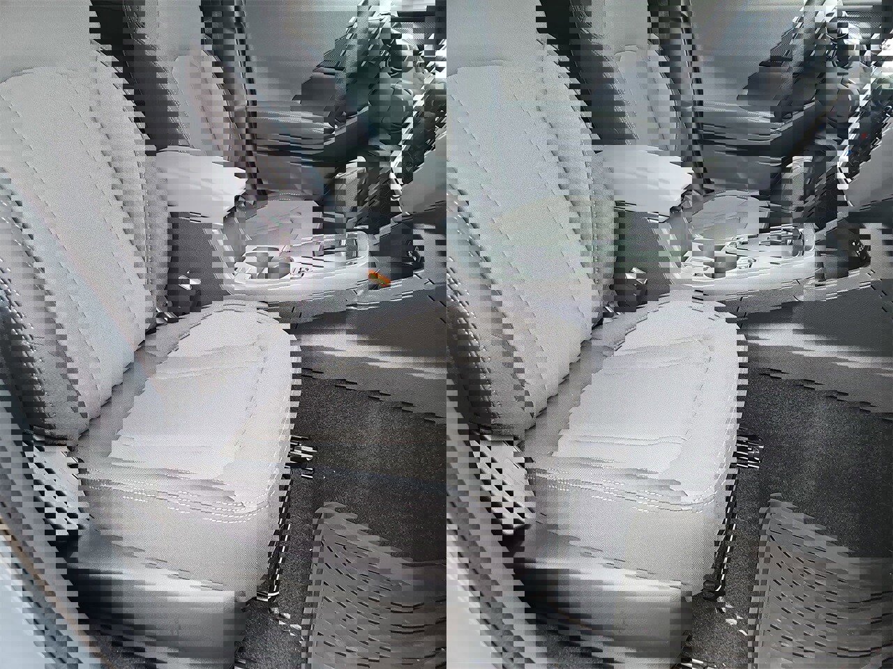 Used 2025 Subaru Crosstrek 2.0i Premium image 10