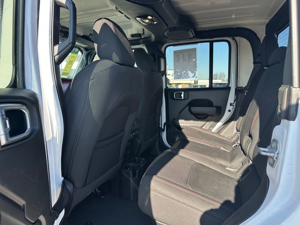Used 2023 Jeep Gladiator Rubicon AWD/4WD image 10