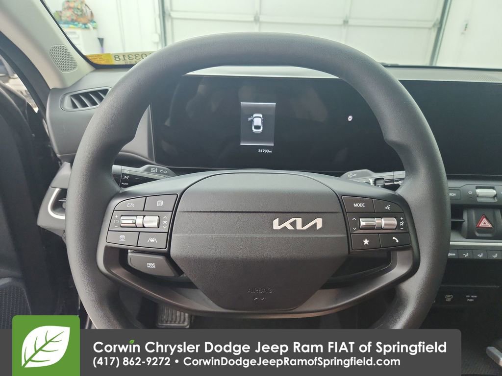 Used 2025 Kia K4 FWD image 21