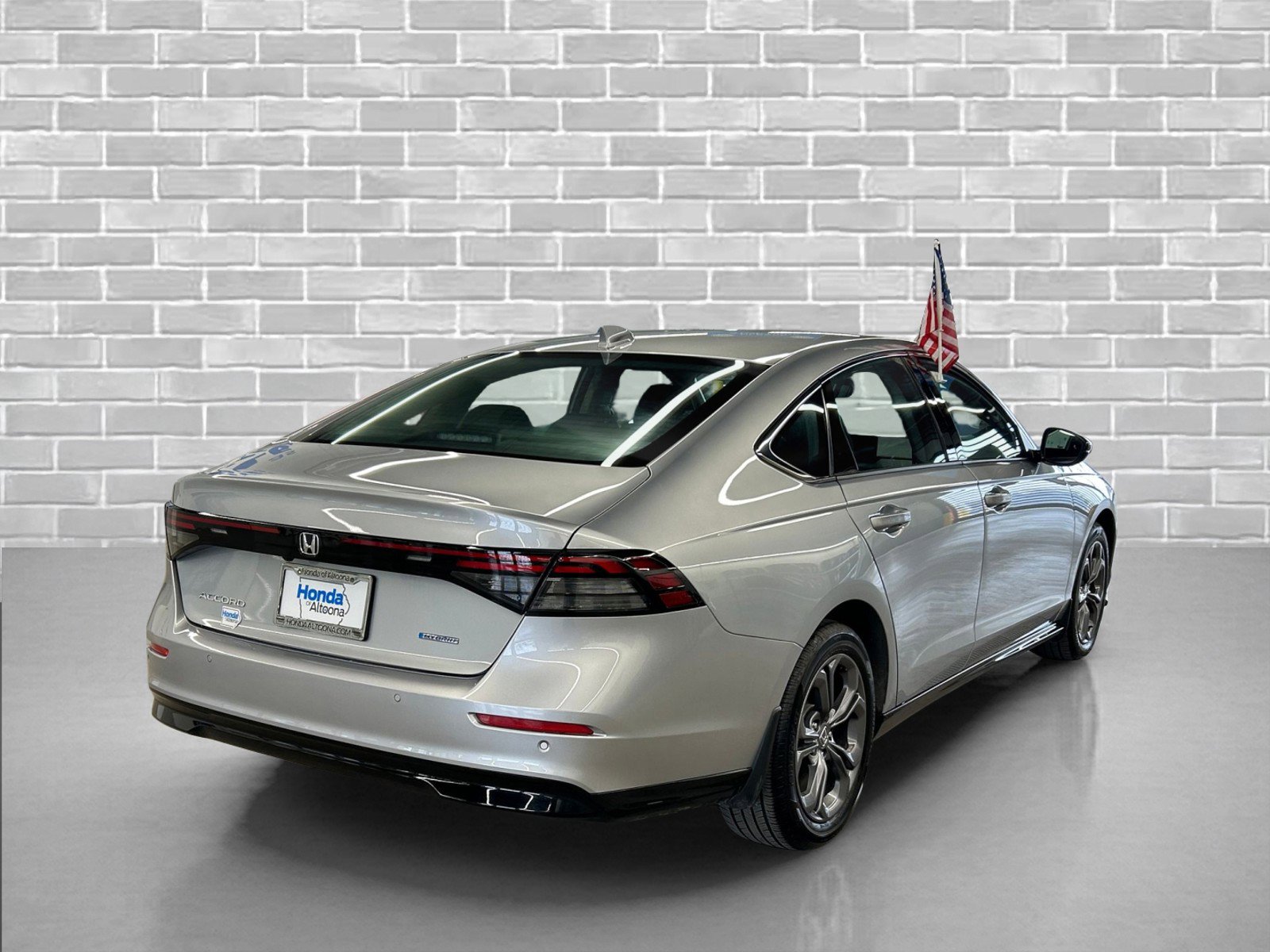 Certified 2025 Honda Accord EX-L image 5