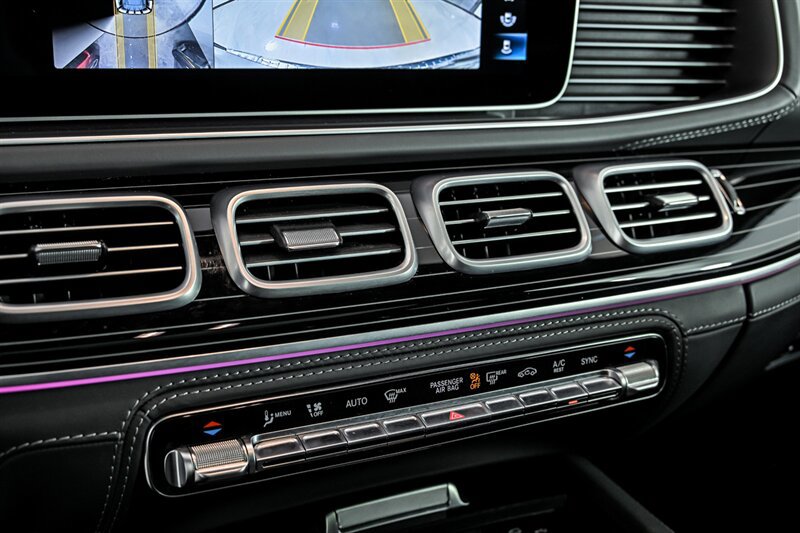 Used 2021 Mercedes-Benz Maybach GLS 600 4MATIC image 29