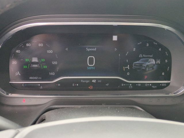 Used 2022 Chevrolet Tahoe Z71 w/ Luxury Package AWD/4WD image 20