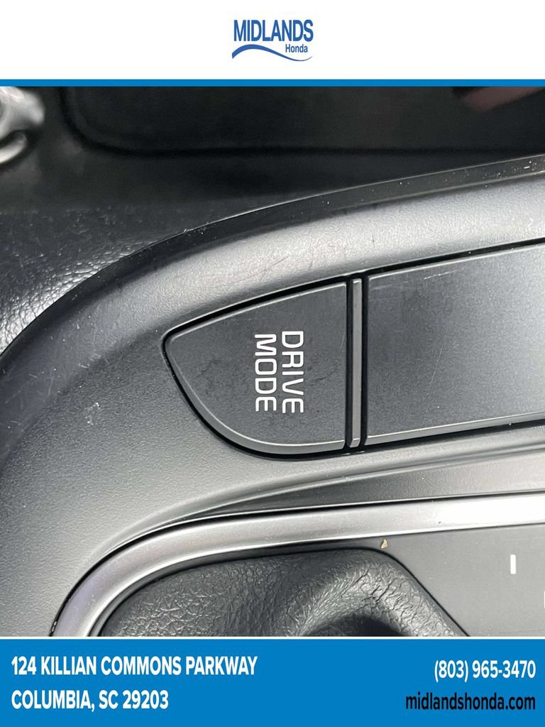 Used 2025 Kia Soul LX w/ LX Technology Package FWD image 27