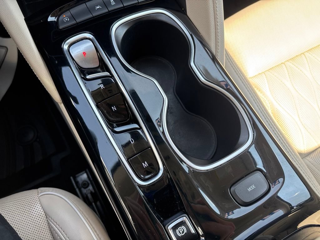 Certified 2022 Buick Envision Avenir w/ Premium Seat Package FWD image 35
