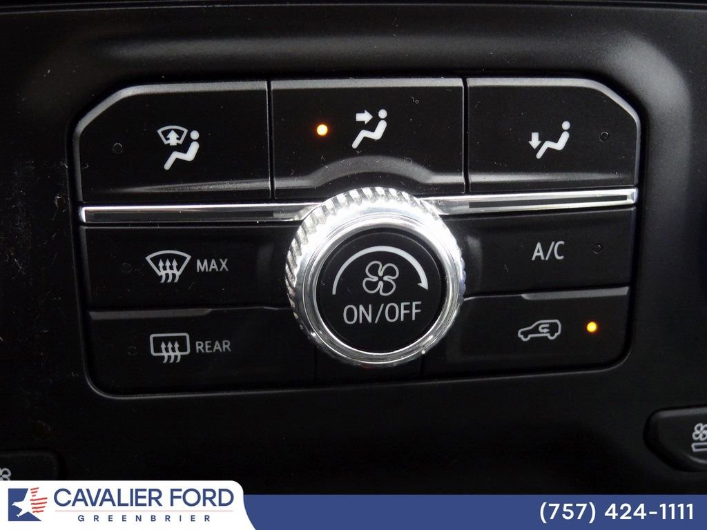 Used 2023 GMC Sierra 3500 Denali image 40