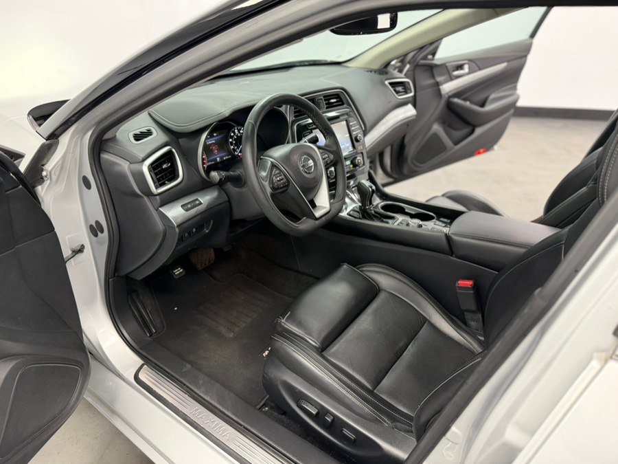 Used 2017 Nissan Maxima 3.5 SL FWD image 37