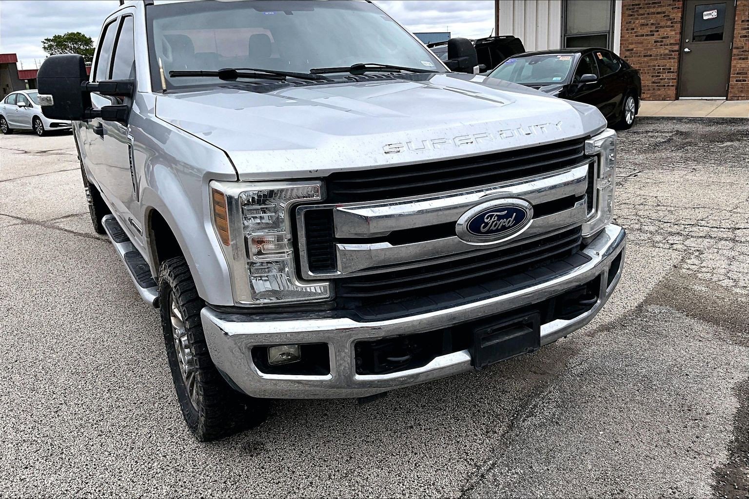Used 2018 Ford F350 XLT w/ XLT Value Package AWD/4WD image 3