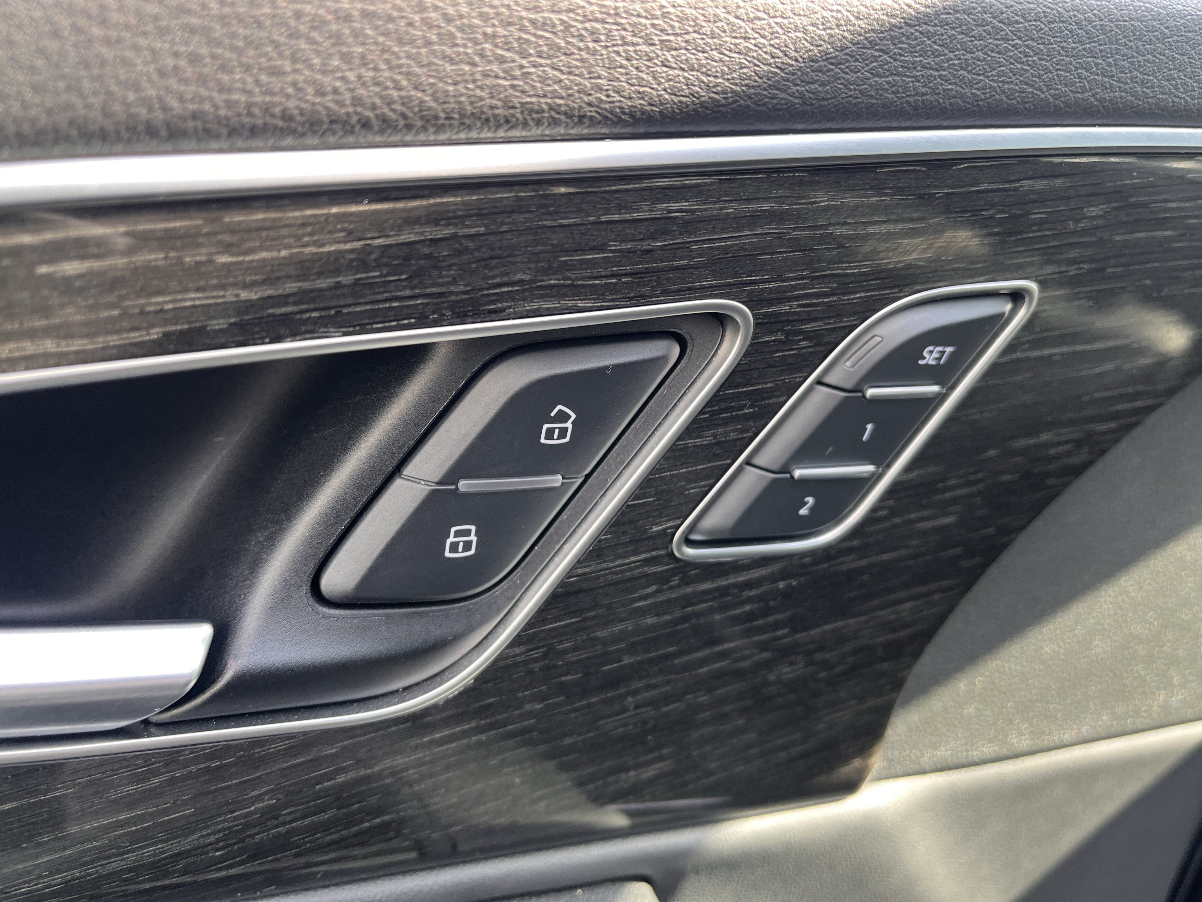 Certified 2025 Audi Q7 3.0T Premium AWD/4WD image 9