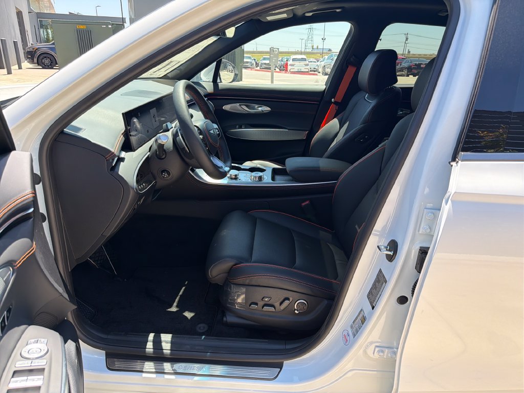 New 2026 Genesis GV70 2.5T Sport Prestige AWD/4WD image 9