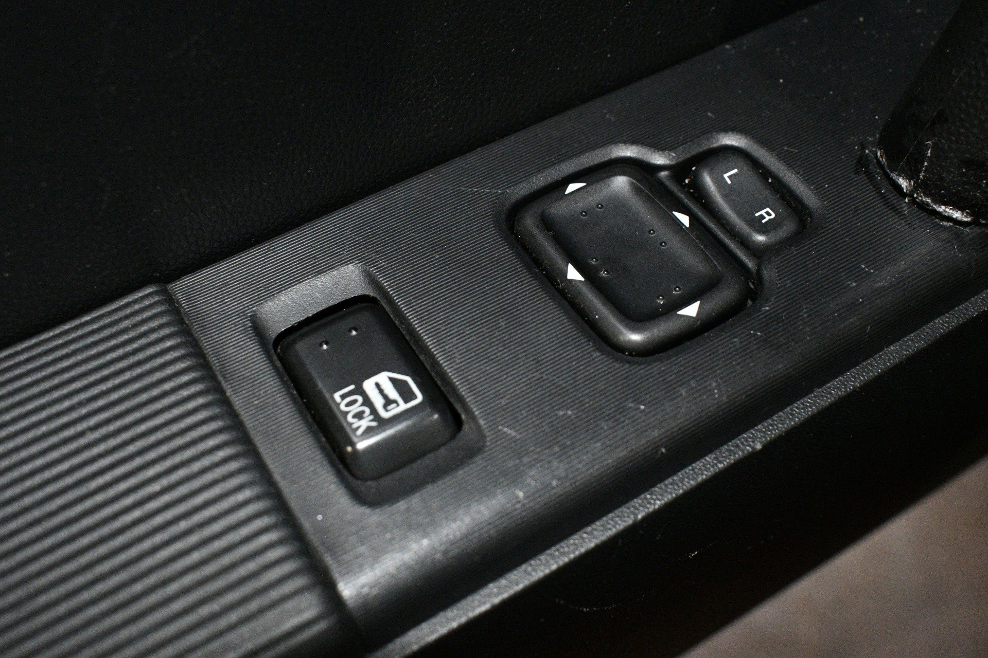 Used 2007 MAZDA MX-5 Miata Touring image 44