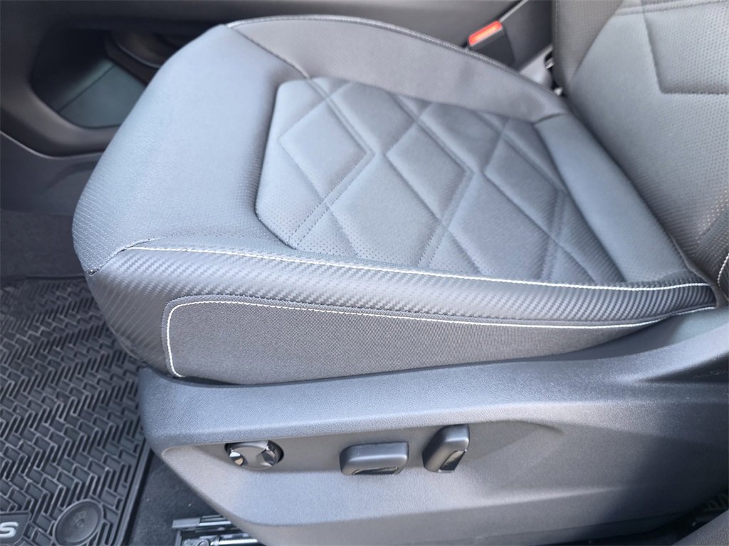 New 2026 Volkswagen Atlas Cross Sport SE image 17