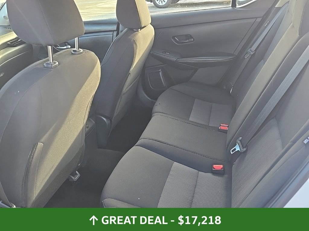Used 2024 Nissan Sentra SV FWD image 19