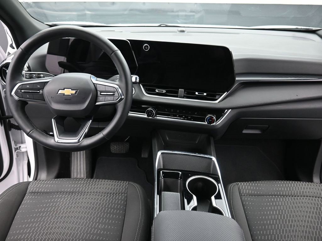 Used 2025 Chevrolet Equinox LT image 14