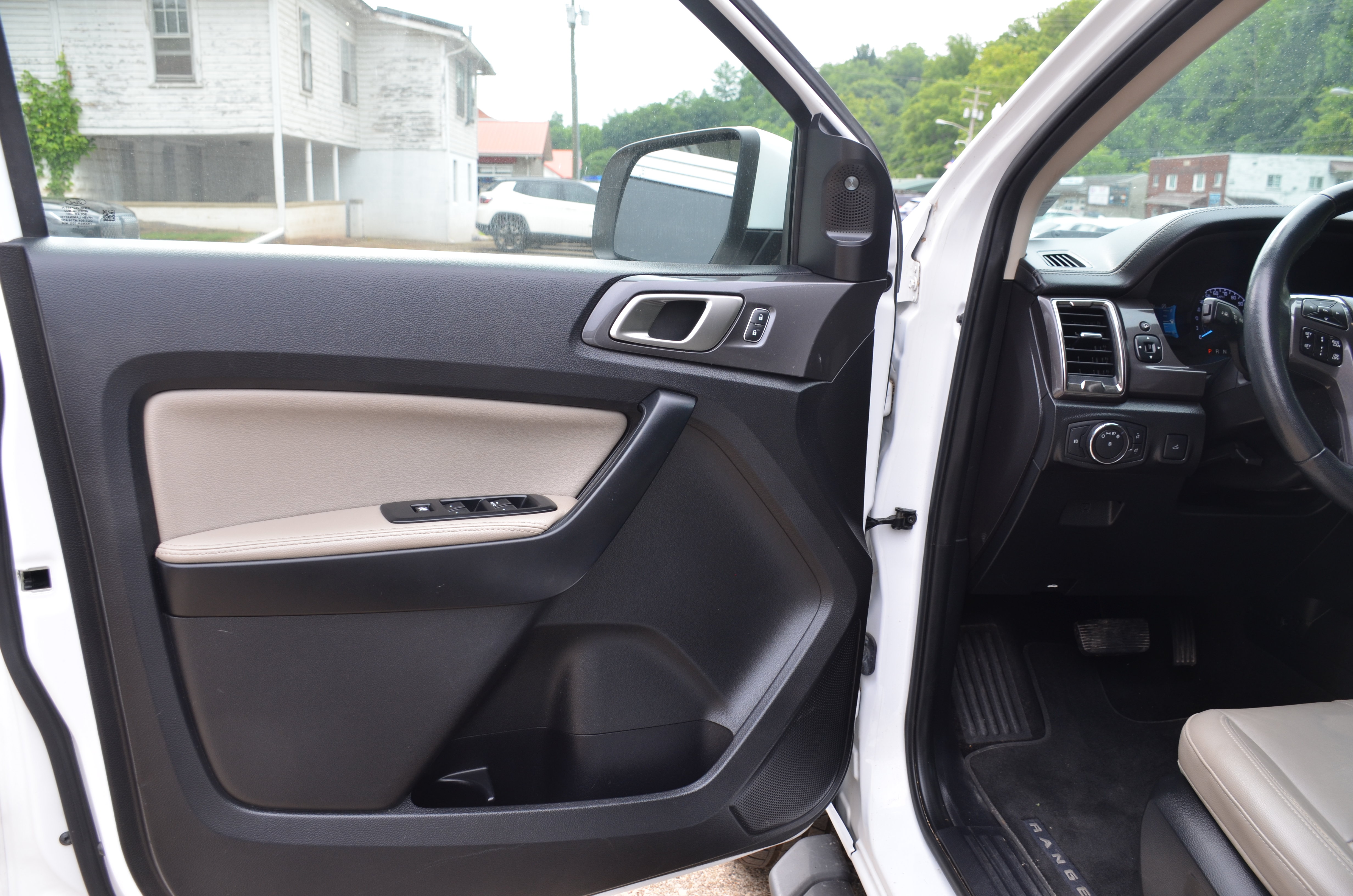 Used 2019 Ford Ranger Lariat w/ Equipment Group 501A Mid AWD/4WD image 25