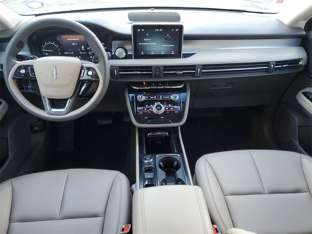 Used 2022 Lincoln Corsair FWD image 15