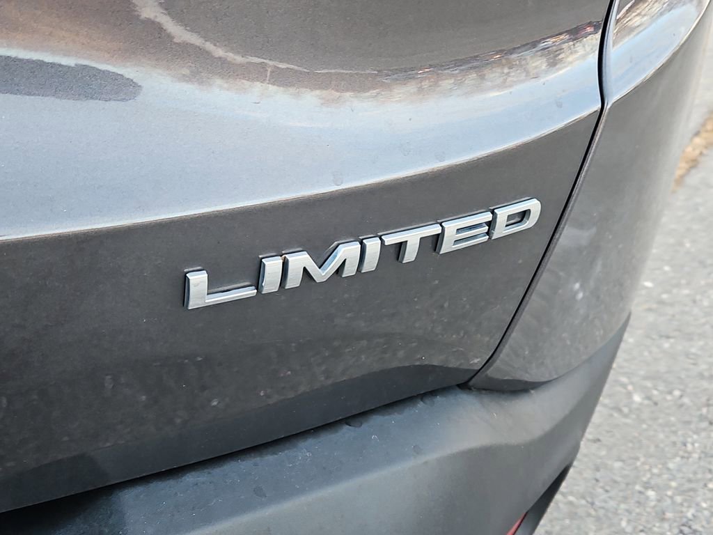 Used 2021 Jeep Renegade Limited w/ Sun & Sound Group image 12