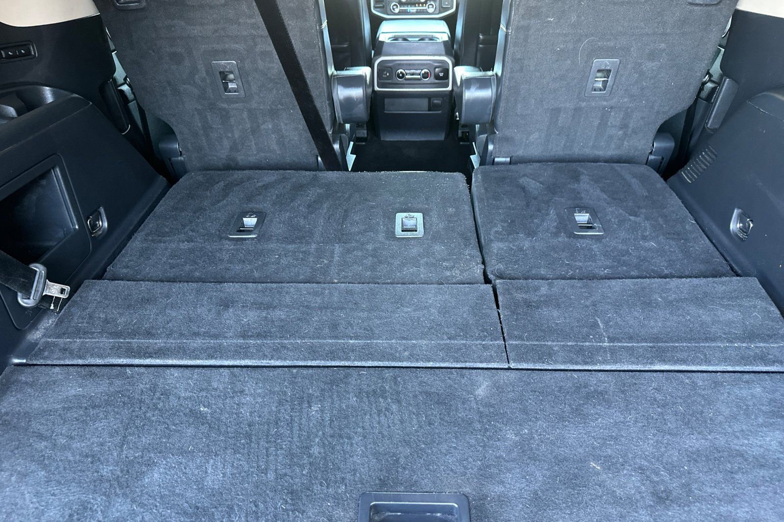 Used 2023 Ford Expedition XLT image 16