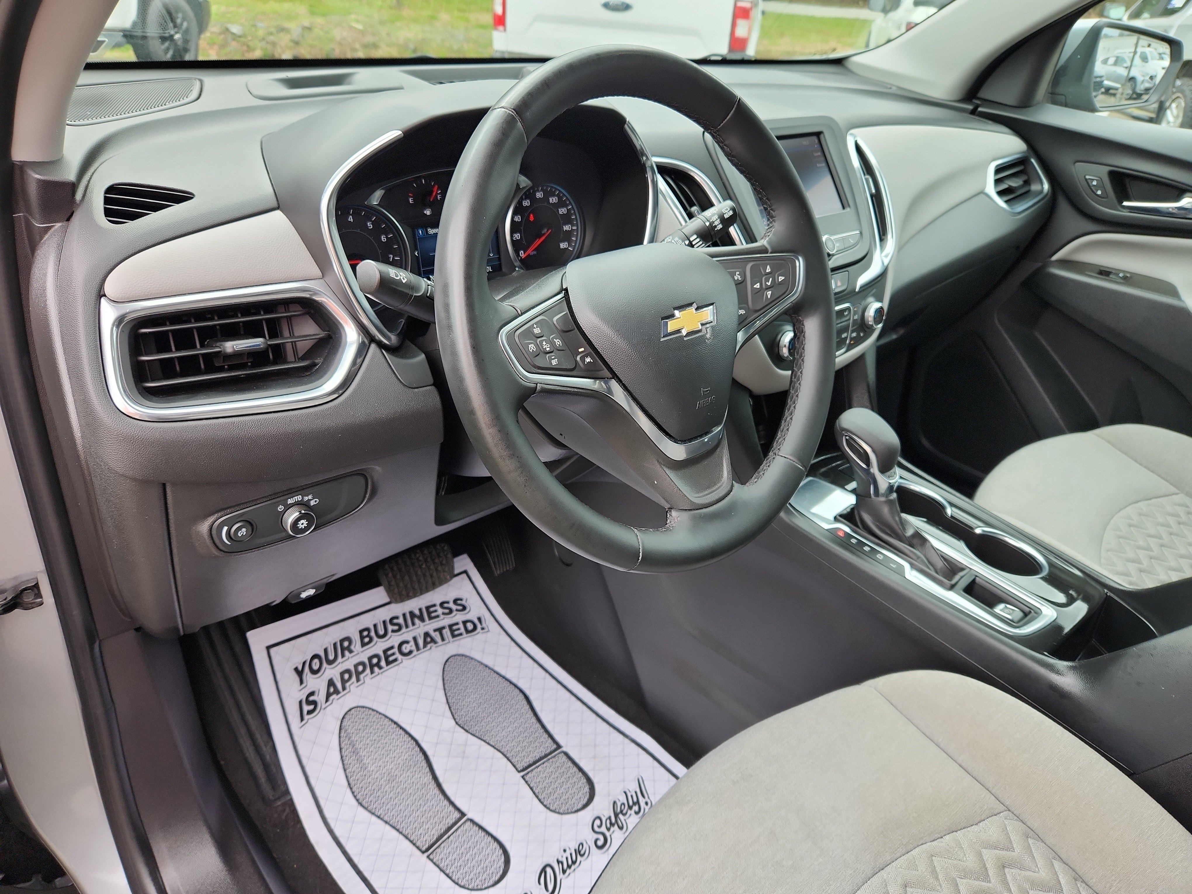 Used 2024 Chevrolet Equinox LT FWD image 26