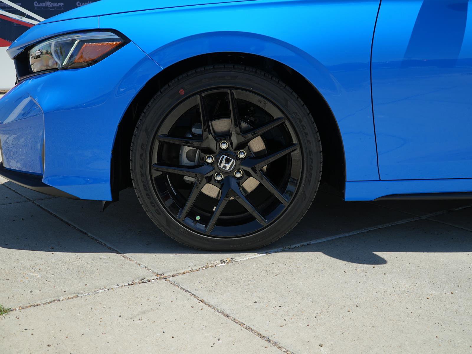 Used 2025 Honda Civic Sport image 12