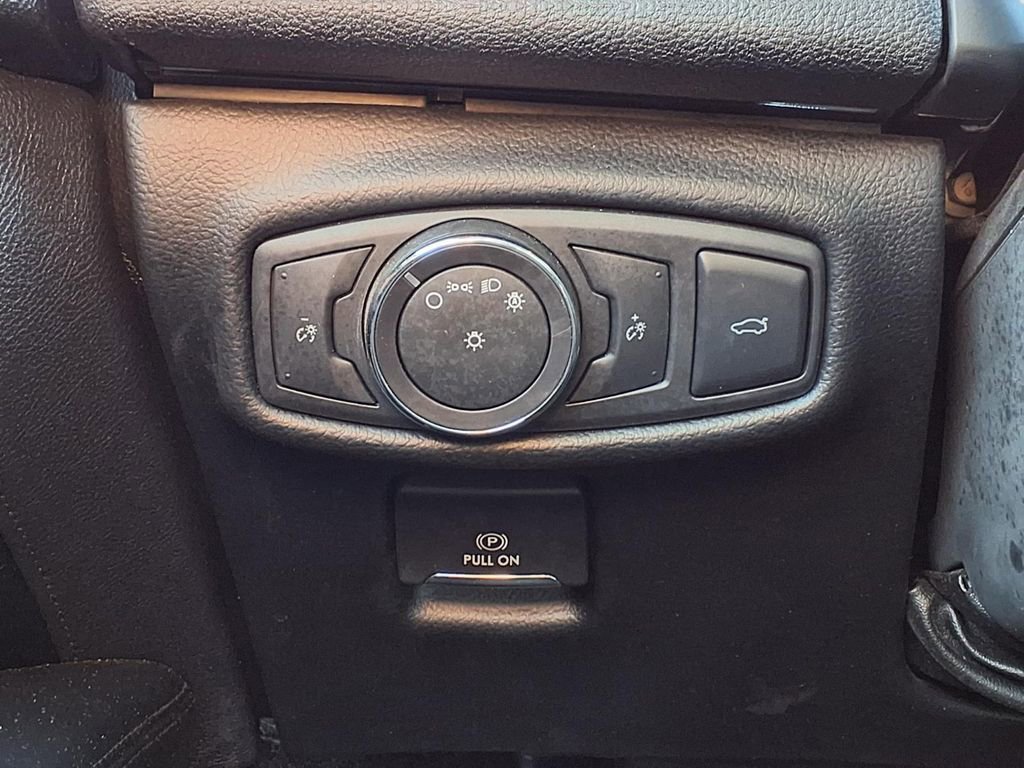Used 2017 Lincoln MKZ Reserve FWD image 26