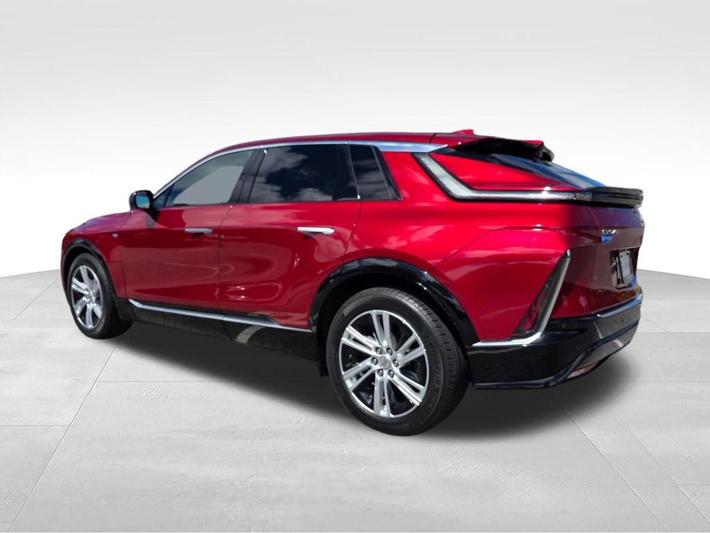 Certified 2024 Cadillac Lyriq Tech RWD image 34