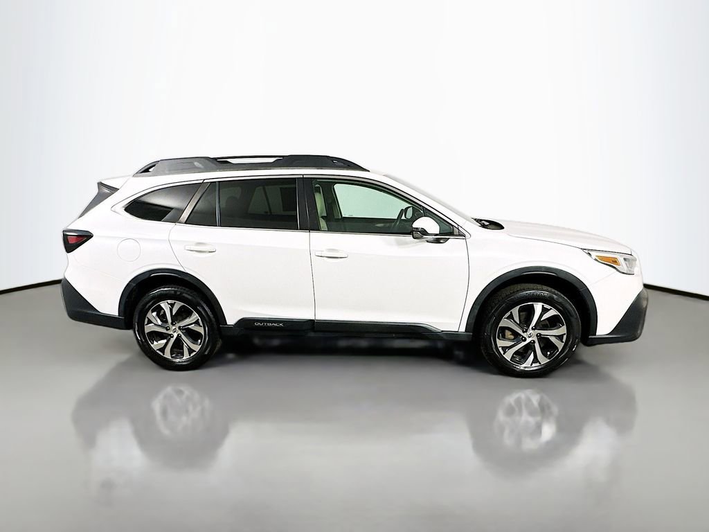 Used 2022 Subaru Outback Limited image 7